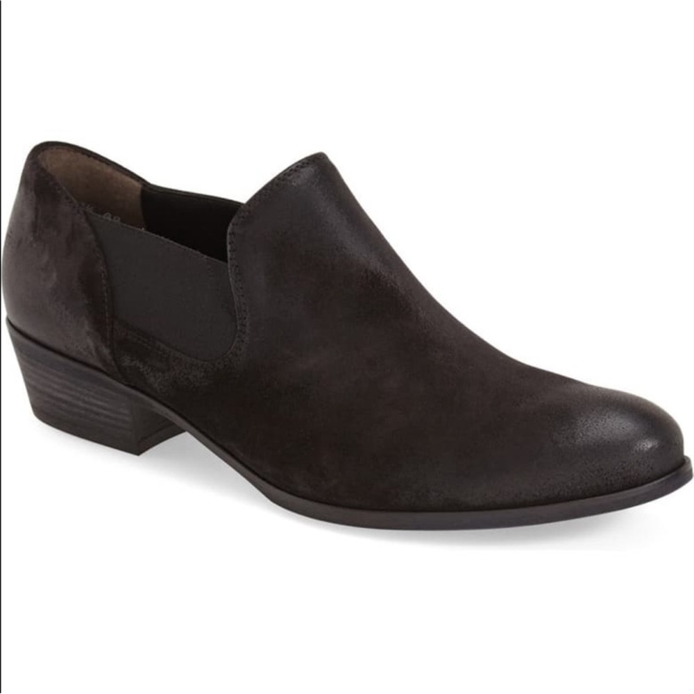EUC - Paul Green Faith Slip on Suede Ankle Boots - Size 4.5/US7